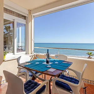 Fantastic Views , On The Location In Appartement Torremolinos